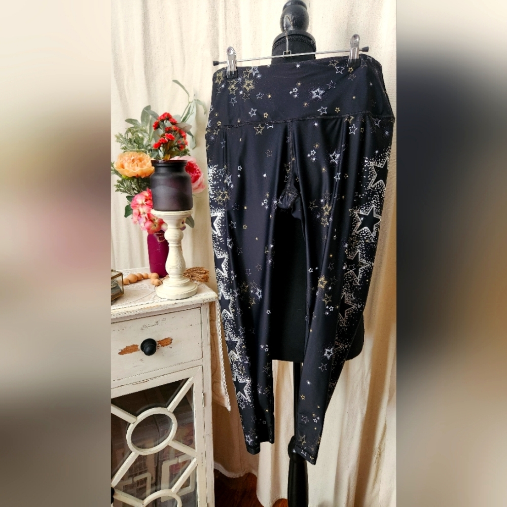 Victoria's Secret Crop Leggings